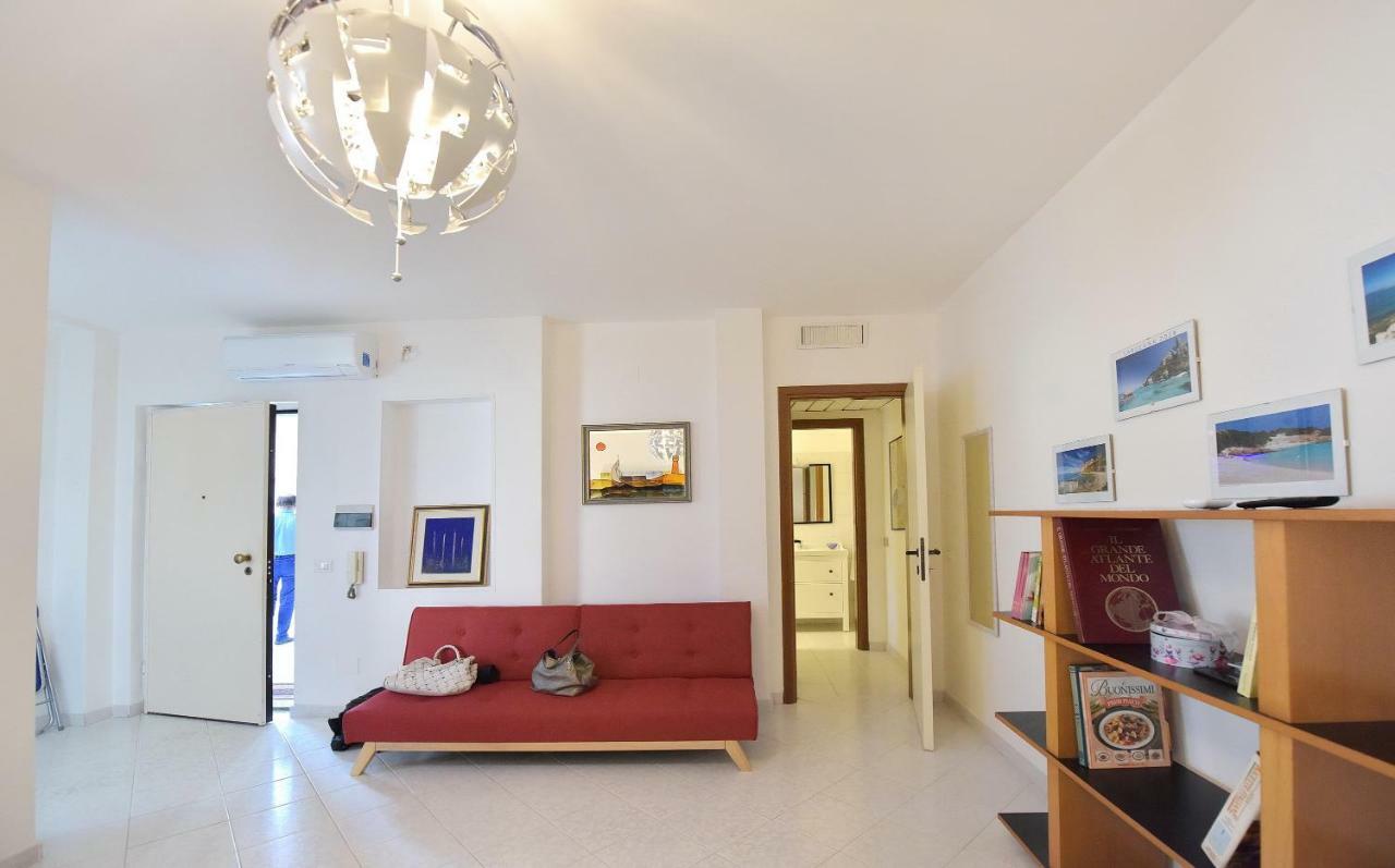 Apartament Stella Marina Quartu SantʼElena Zewnętrze zdjęcie